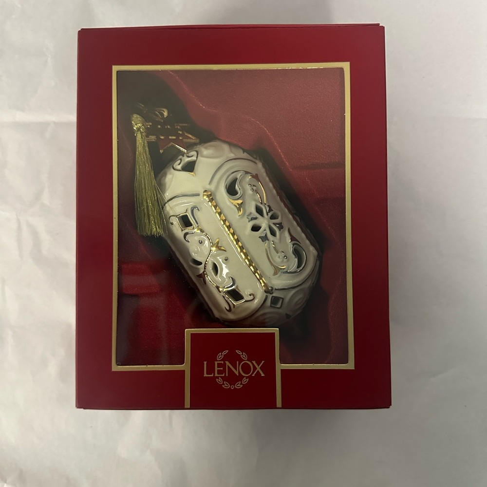 Lenox 2023 Annual Ornament